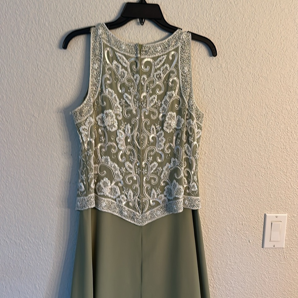 Elegant Sage  Sleeveless Dress - Picture 3 of 4